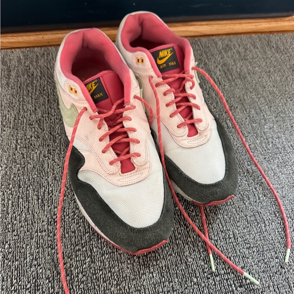 Men’s Nike Air Max Sneakers Size 13 - Picture 1 of 9